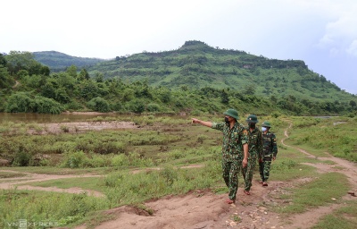 Biên giới căng mình chống dịch